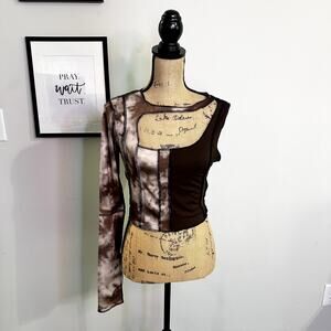 Fashion Nova Woman Size M Brown Shirt